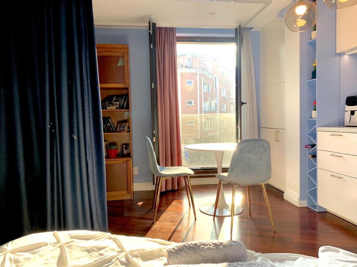 Downtown Italian Studio Bukurešť Exteriér fotografie